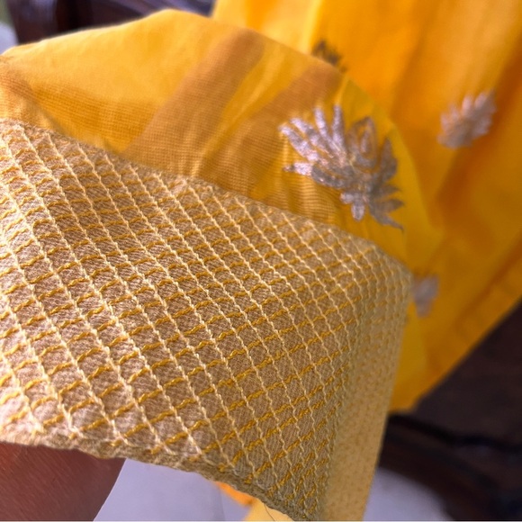 Traditional Indian Sari Tunic in Marigold Yellow ptp21.5,L40,Hip22,shoulder16.5 - Picture 8 of 8